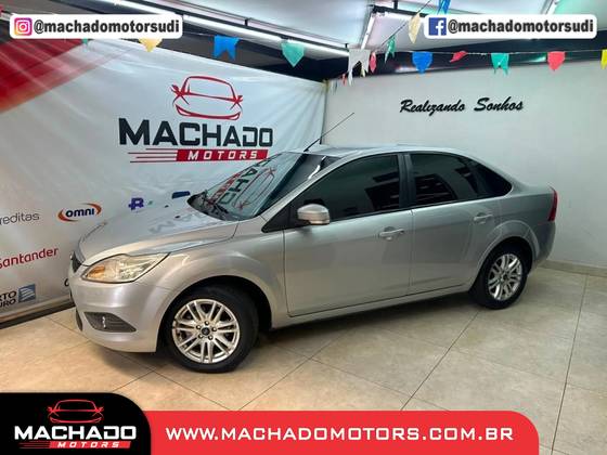 FORD FOCUS 2.0 16V FLEX 4P AUTOMÁTICO FORD FOCUS 2.0 16V FLEX 4P AUTOMÁTICO